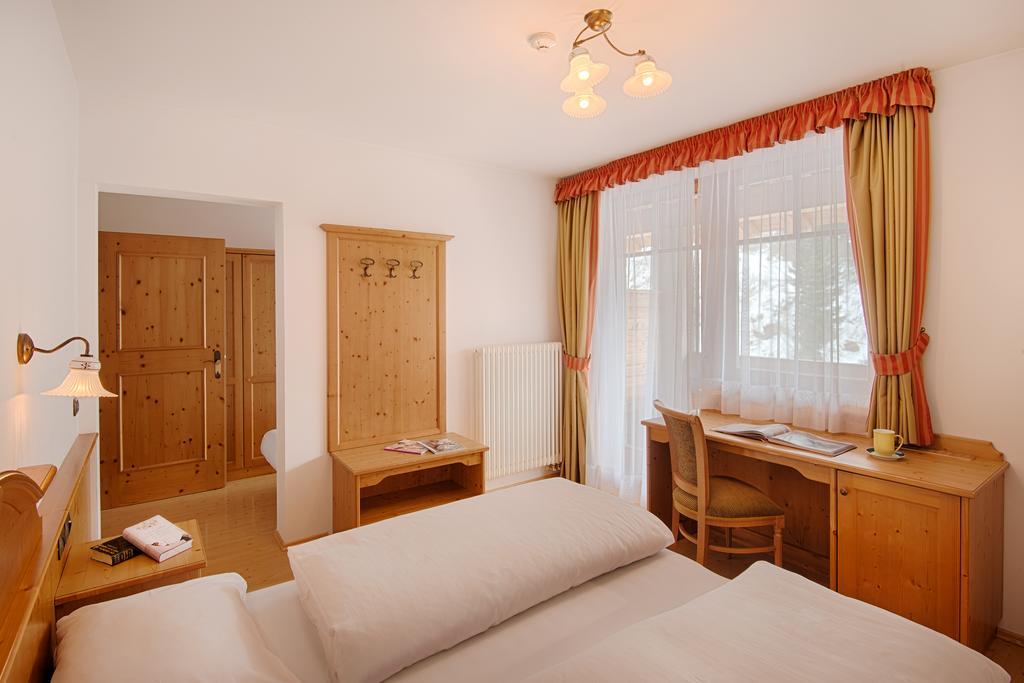 Hotel Garni Elisir Arabba Bagian luar foto