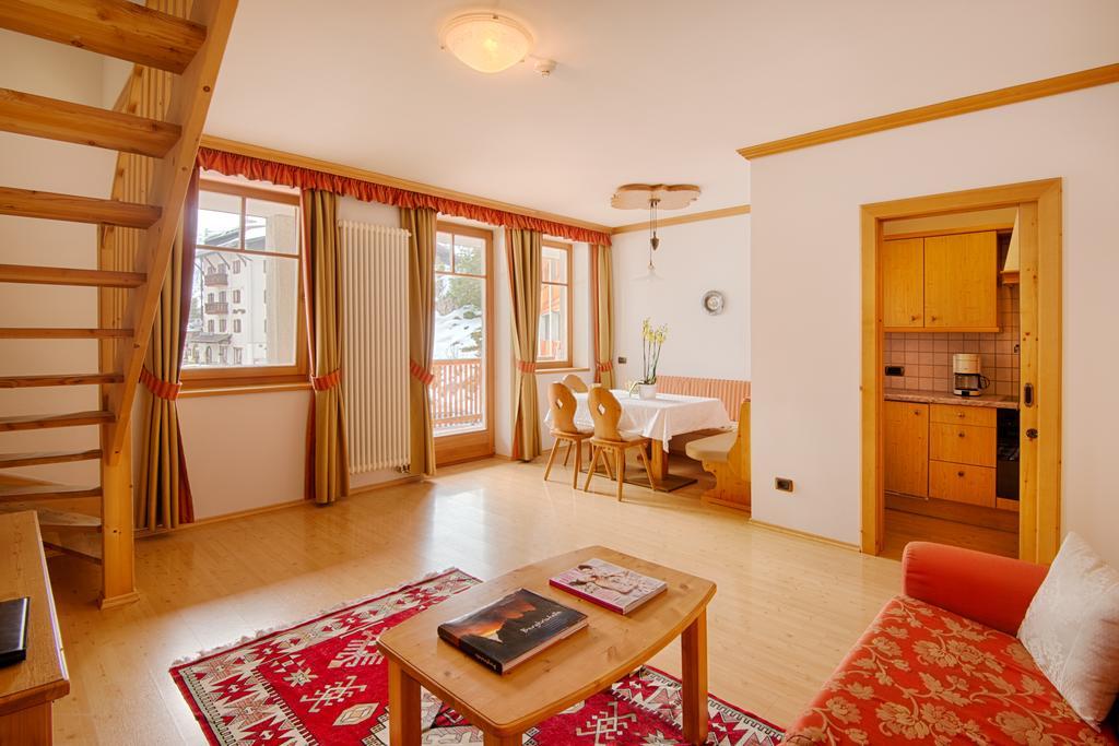 Hotel Garni Elisir Arabba Bagian luar foto